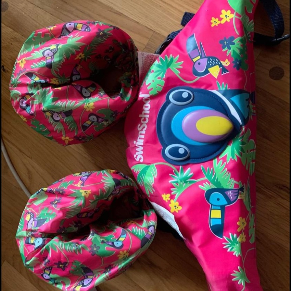 Swim School Grow With Me 2-in-1 3D Tot Swimmer